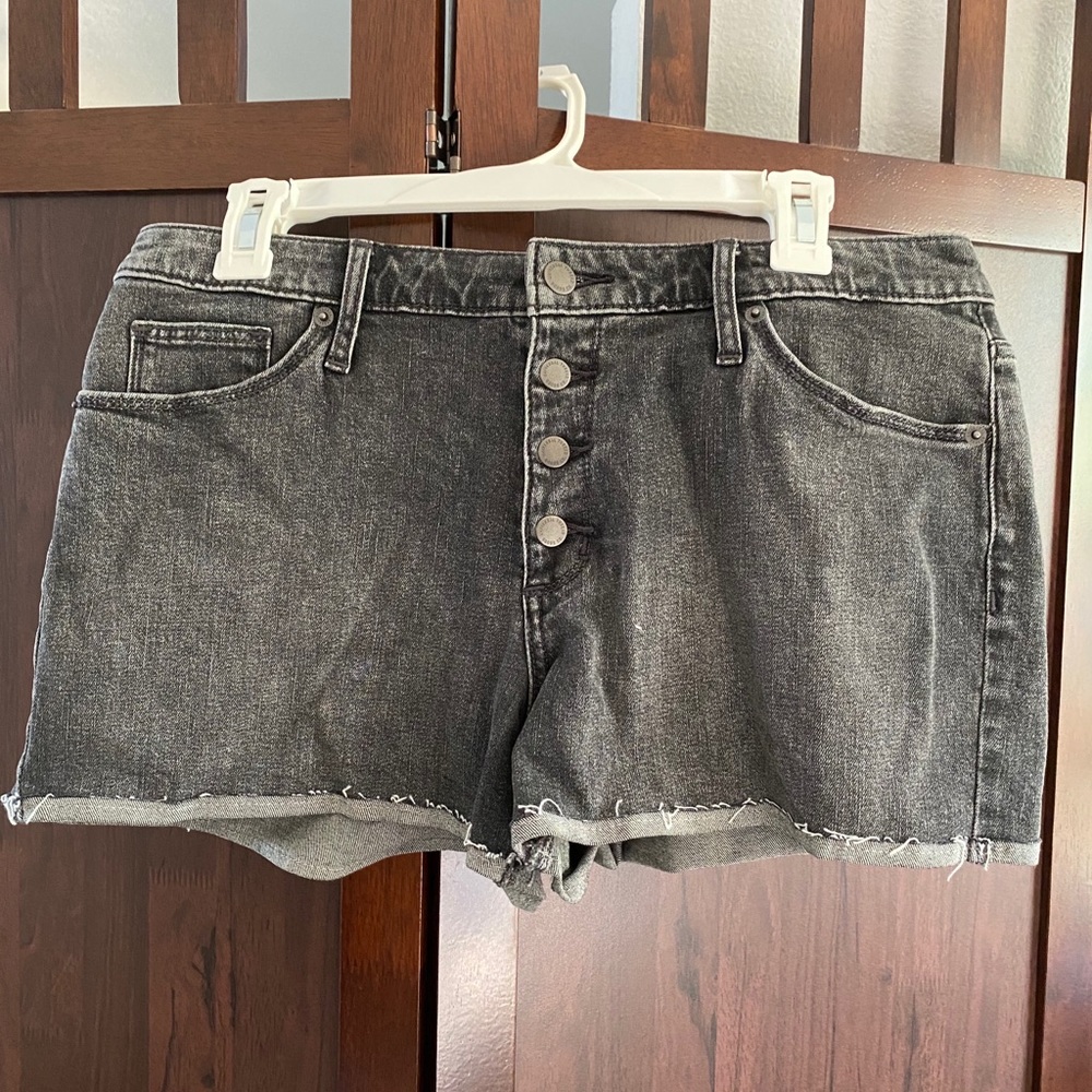 Button fly gray shorts